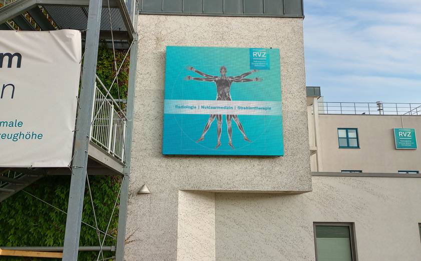 Afficheur LED mural pour l'extérieur