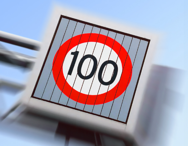 Variable speed limit sign 4